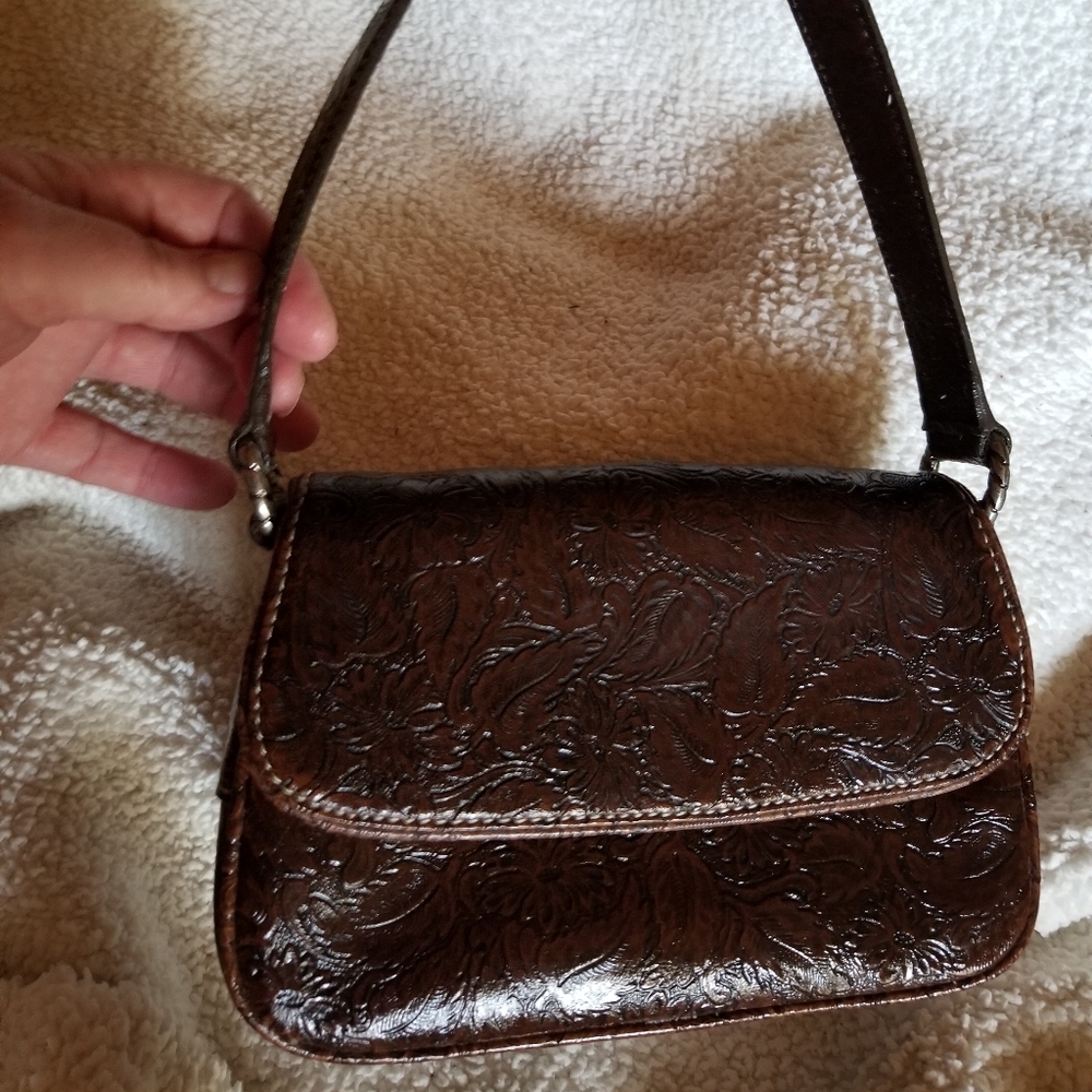 Western style punch leather NineWest small purse